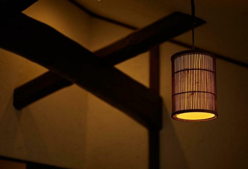 חדר דלוקס, Ito Yukitei Kawana Bettei