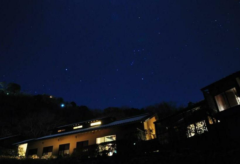 חדר דלוקס, Ito Yukitei Kawana Bettei