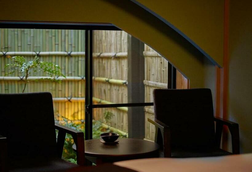 סוויטה דלוקס, Ito Yukitei Kawana Bettei