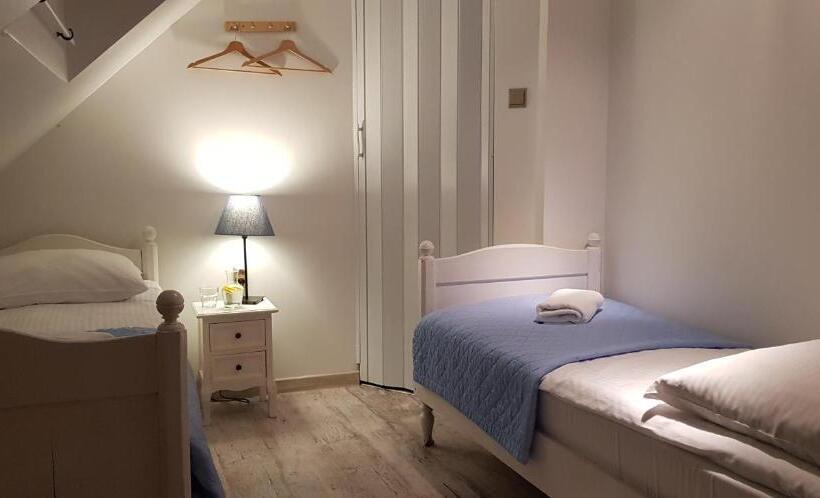 חדר סטנדרט חדר אמבטיה משותף, Oki Doki Old Town