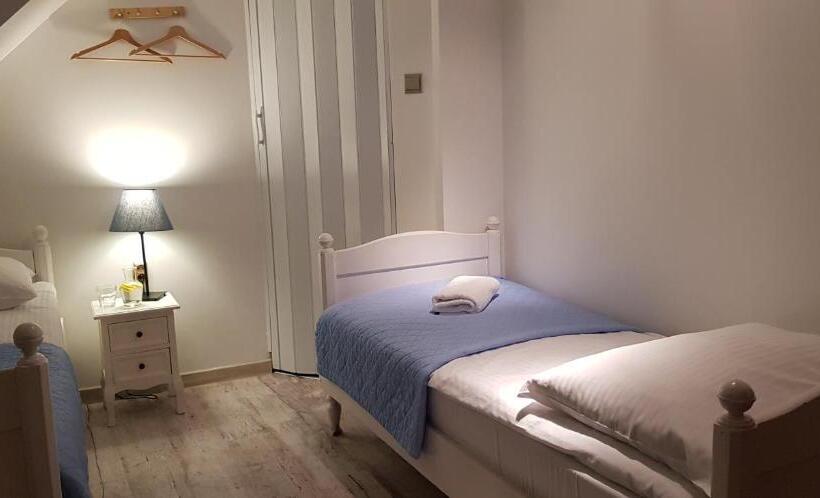 חדר סטנדרט חדר אמבטיה משותף, Oki Doki Old Town