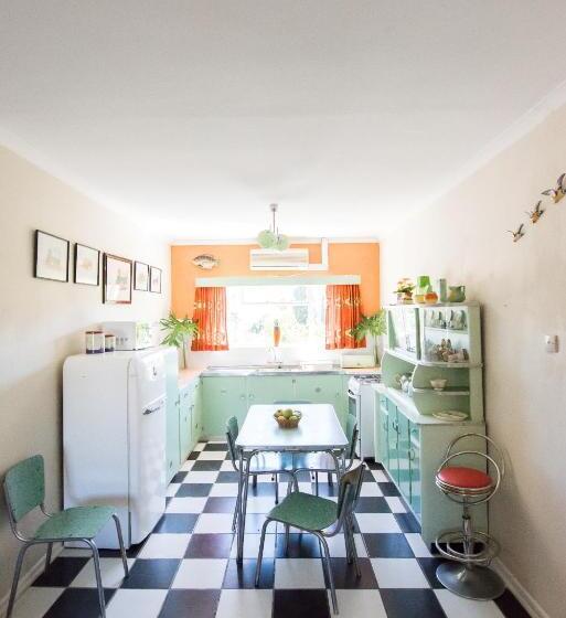 Номер Стандарт Трехместный, Classic Lodge   Cape Dutch Quarters