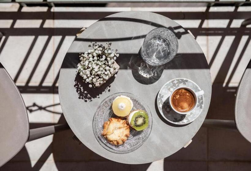 Chambre Quadruple Deluxe, Viaggio Elegant Rooms