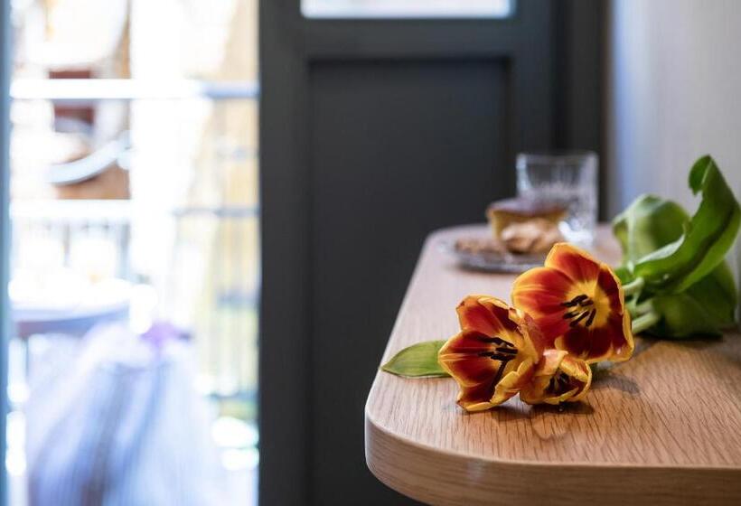 Chambre Deluxe avec Balcon, Viaggio Elegant Rooms