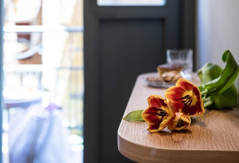 Chambre Deluxe avec Balcon, Viaggio Elegant Rooms