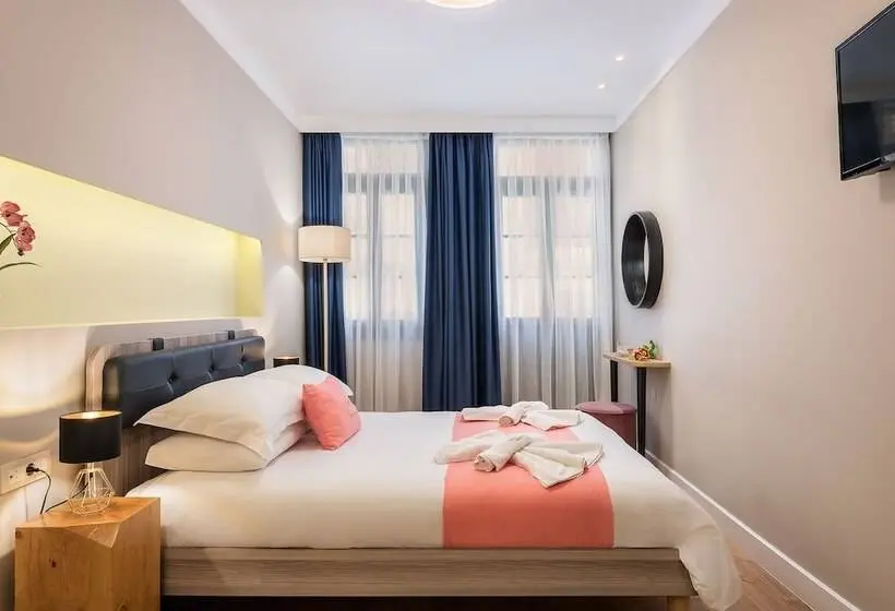 バルコニー付きデラックスルーム, Viaggio Elegant Rooms