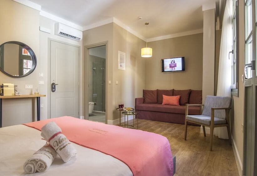 Chambre Quadruple Deluxe, Viaggio Elegant Rooms