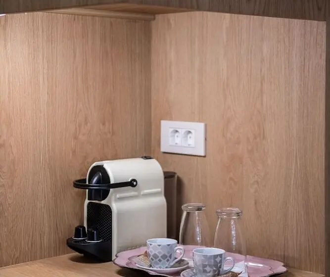 デラックスの4人部屋, Viaggio Elegant Rooms