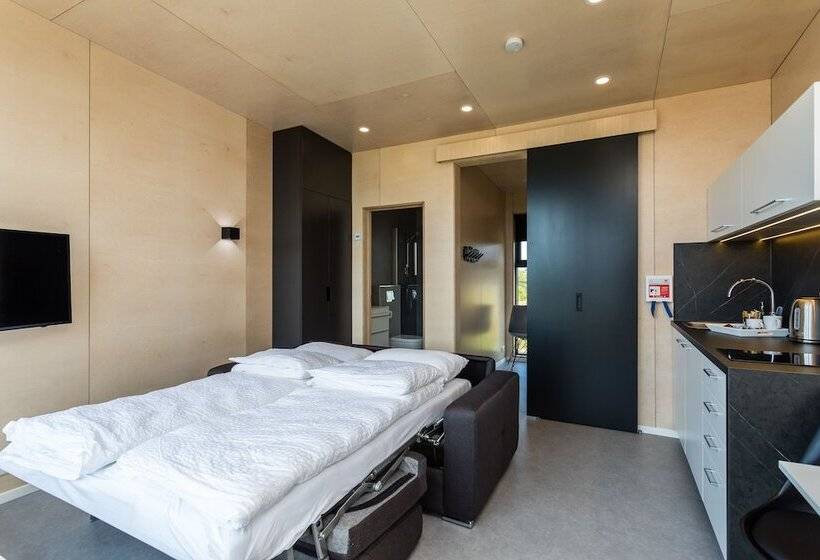 کابین, Harbour View