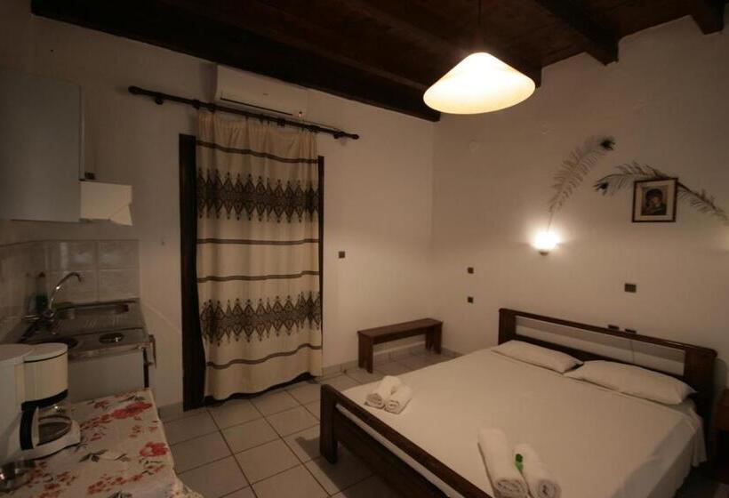 Студия Стандарт, Chania Rooms