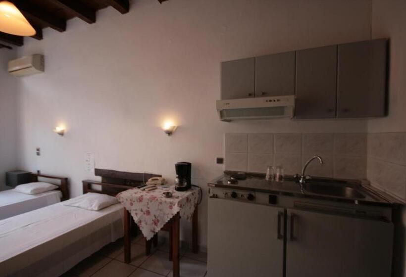 Студия Стандарт, Chania Rooms
