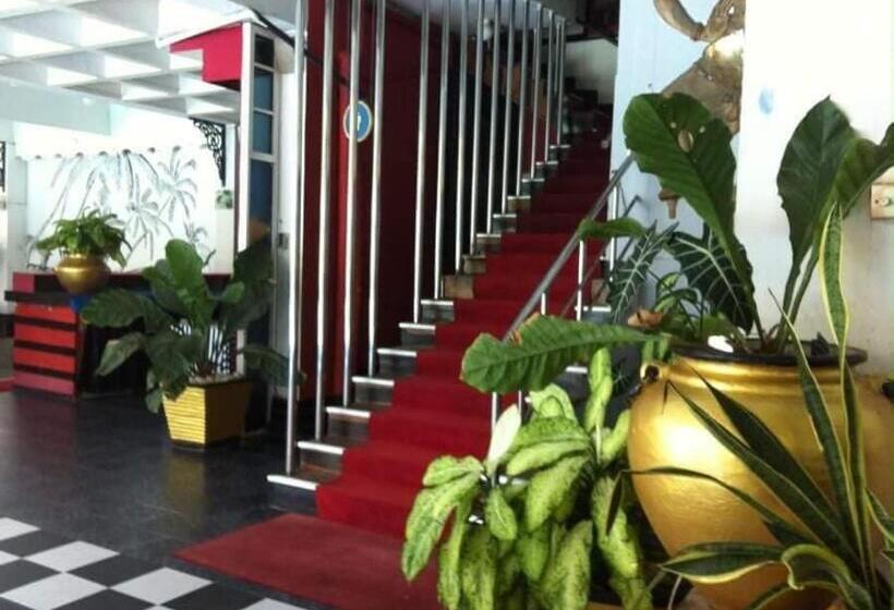 StandaardKamer, Mount Lanka