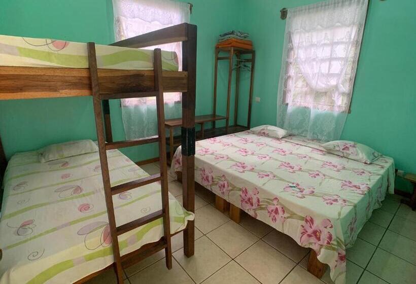 בקתה סטנדרטית, Luna Caribeña Village