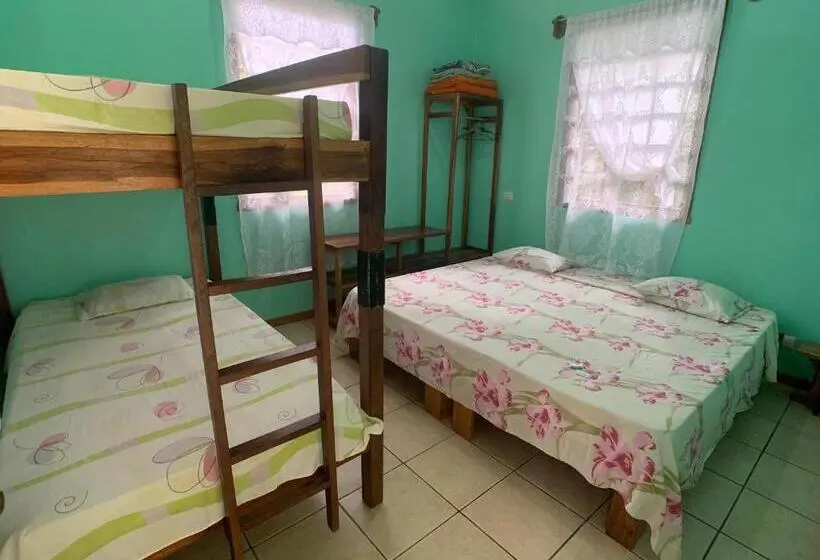 بانگلوی استاندارد, Luna Caribeña Village