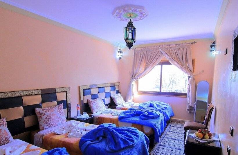 スタンダード４人部屋, Gite Ghazal   Atlas Mountains