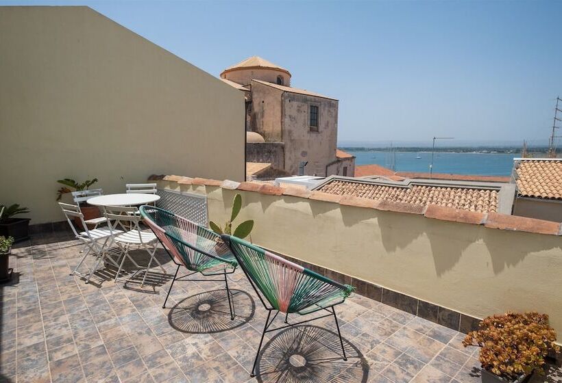 Полулюкс Вид на Море, Palazzo Gilistro