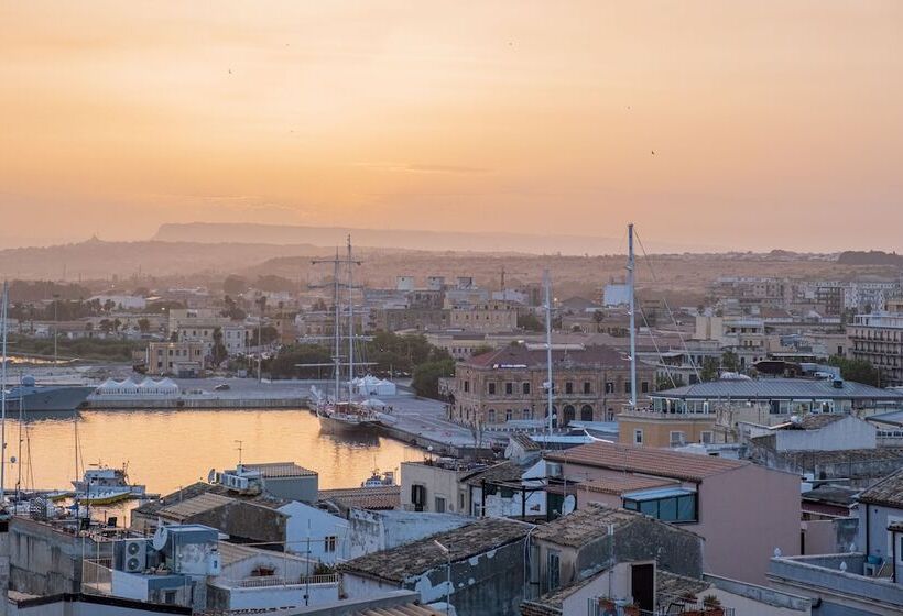 Полулюкс Вид на Море, Palazzo Gilistro