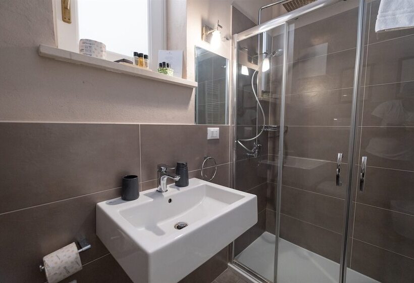 Полулюкс, Palazzo Gilistro