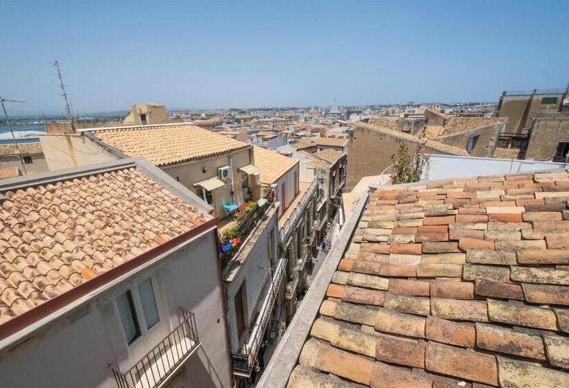 Номер Deluxe Вид на Море, Palazzo Gilistro