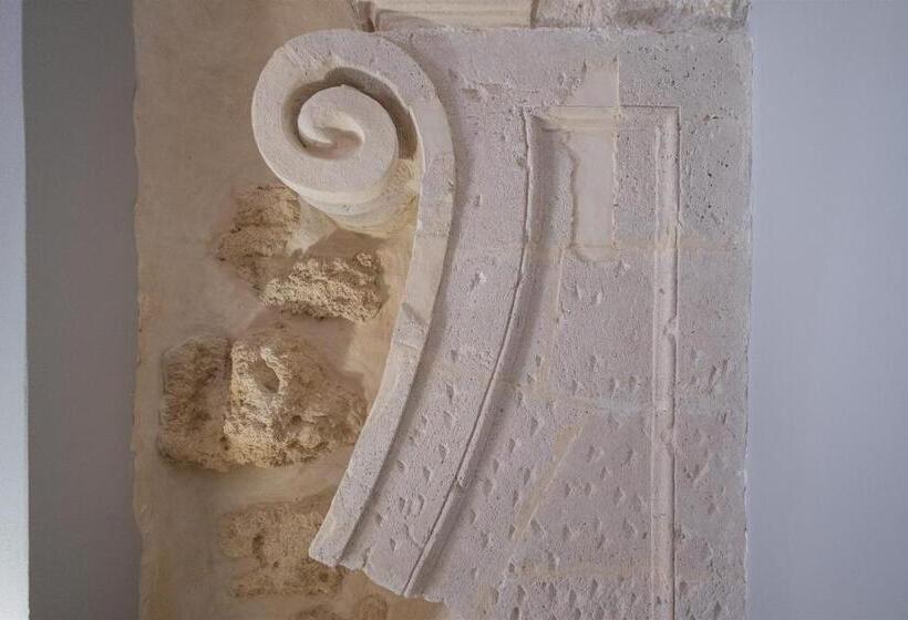 Полулюкс, Palazzo Gilistro