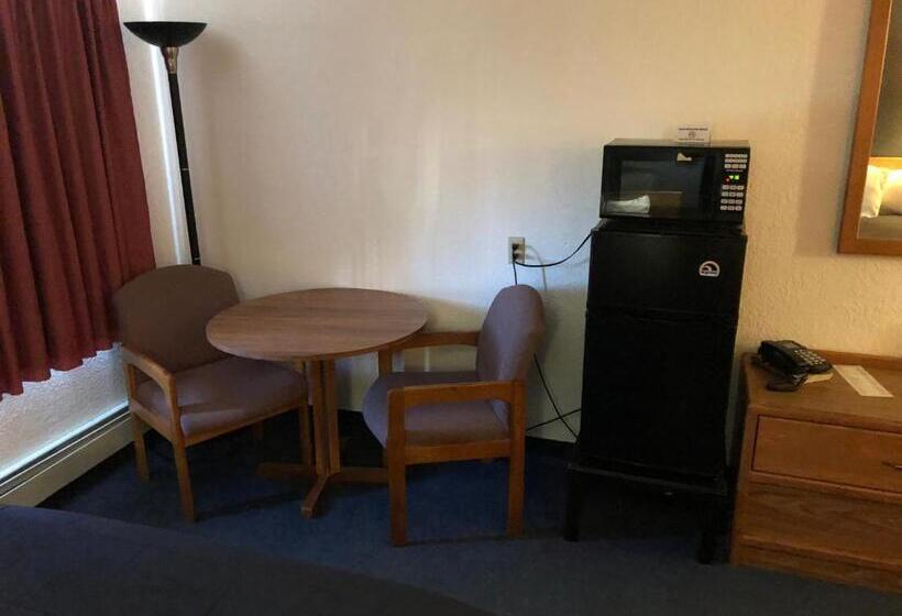 غرفة قياسية, Americinn Motel   Monticello