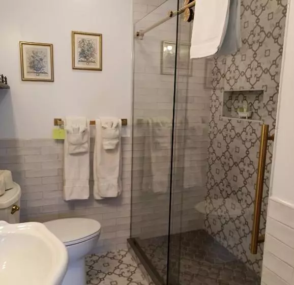キングサイズベッドのデラックススイート, Arlington Inn & Spa