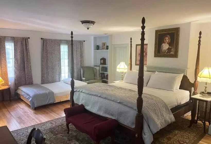 キングサイズベッドのデラックススイート, Arlington Inn & Spa