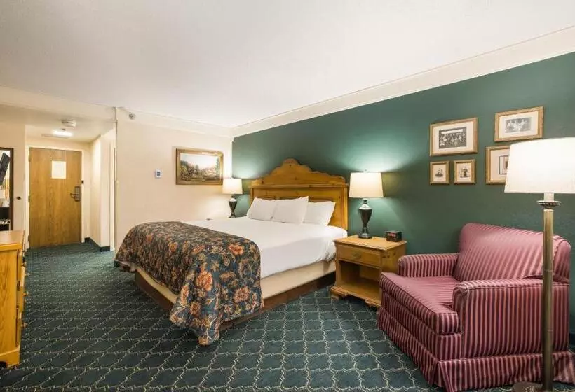 キングサイズベッドのスタンダードルーム, Bavarian Inn Lodge