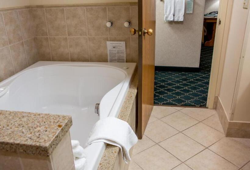 Люкс Кровать Кинг, Bavarian Inn Lodge