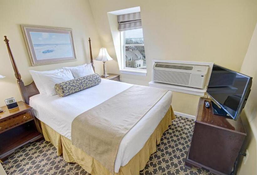 جناح, Club Wyndham Bay Voyage Inn