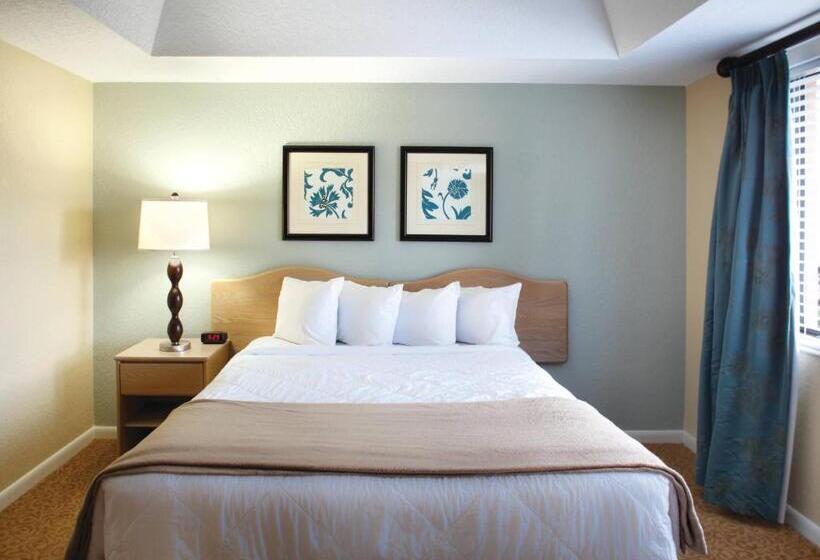 جناح سوبيريور, Club Wyndham Bay Voyage Inn