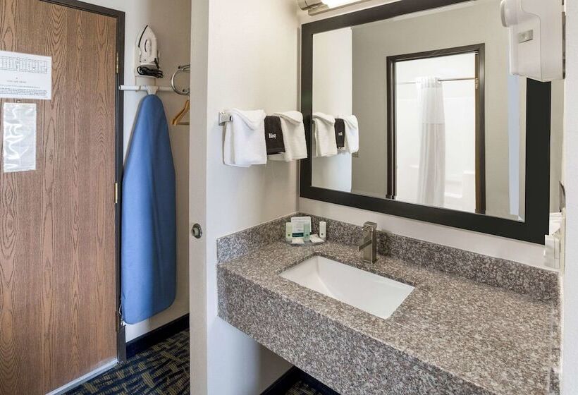 Номер Стандарт 2 Двуспальные Кровати, Quality Inn