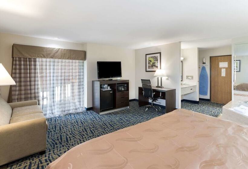 景色の見えるスイートルーム, Quality Inn