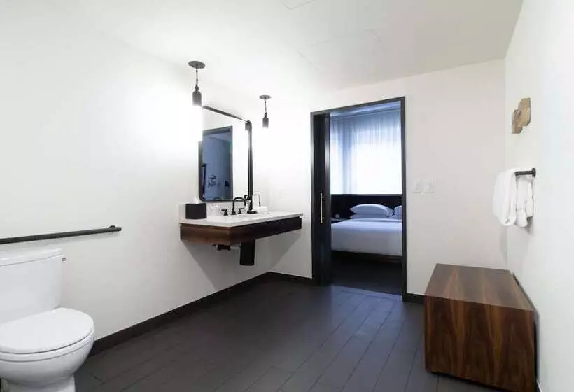 Sviitti, The Alexis Royal Sonesta Hotel Seattle