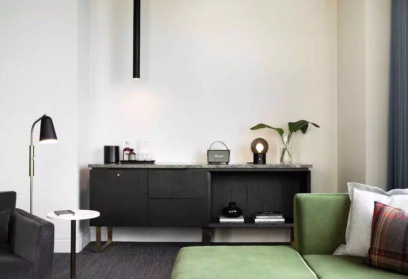 Sviitti, The Alexis Royal Sonesta Hotel Seattle
