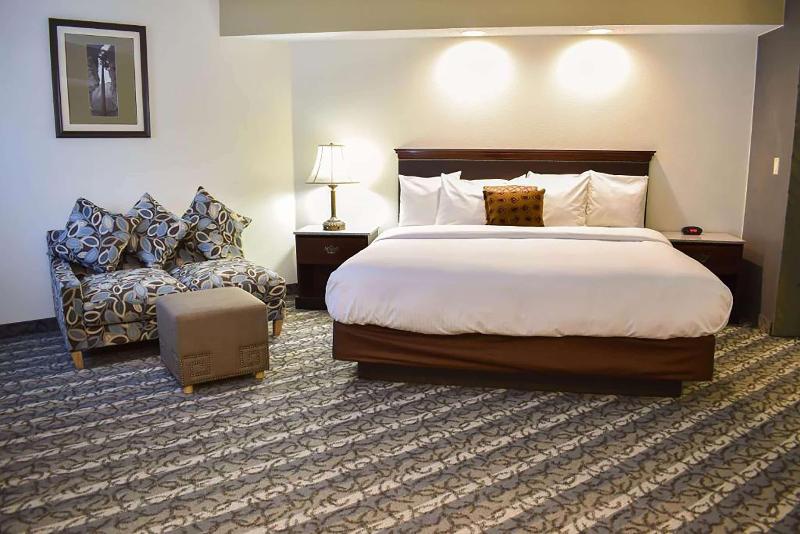 غرفة ديلوكس سرير كينج, Travelodge By Wyndham Coffeyville