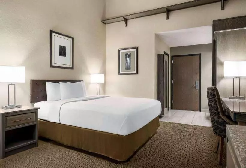 Deluxe-huone King-vuode, Travelodge By Wyndham Coffeyville