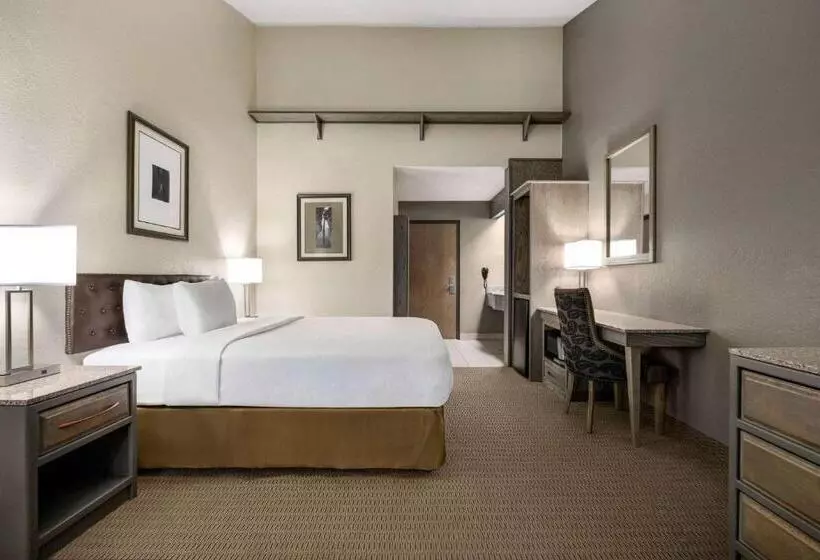 Deluxe-huone King-vuode, Travelodge By Wyndham Coffeyville