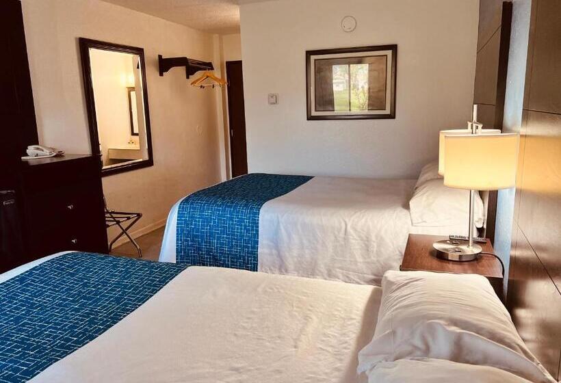 Номер Стандарт, Travelodge By Wyndham Valleyfair Shakopee