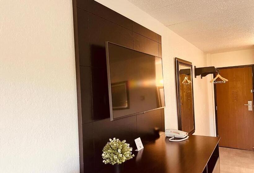 غرفة قياسية, Travelodge By Wyndham Valleyfair Shakopee