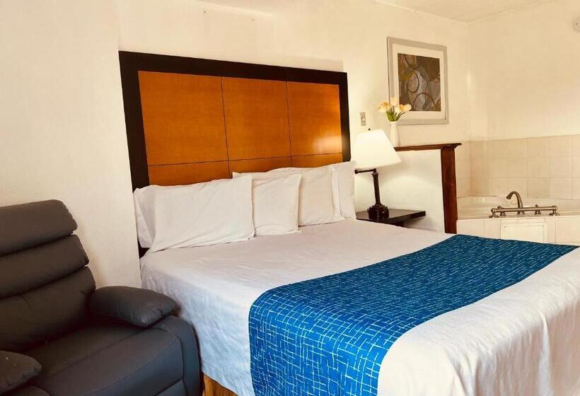 Номер Deluxe Кровать Кинг, Travelodge By Wyndham Valleyfair Shakopee