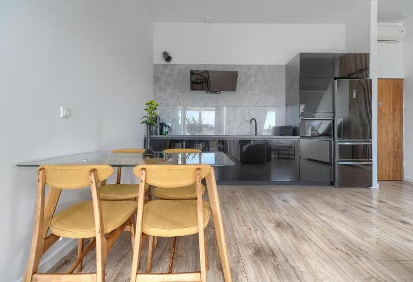 Апартаменты 1 Спальня с Балконом, Aparthotel 1899