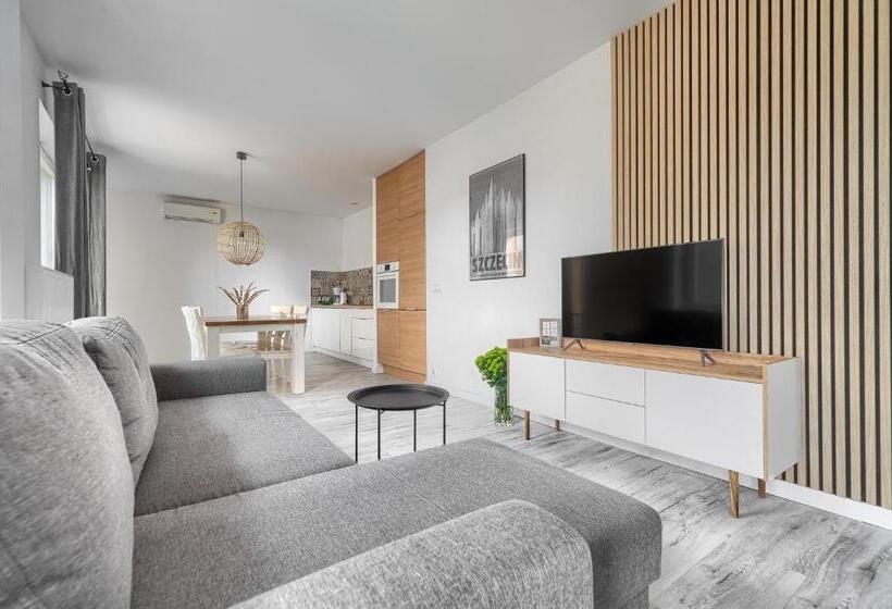 Апартаменты 2 Спальни с Балконом, Aparthotel 1899