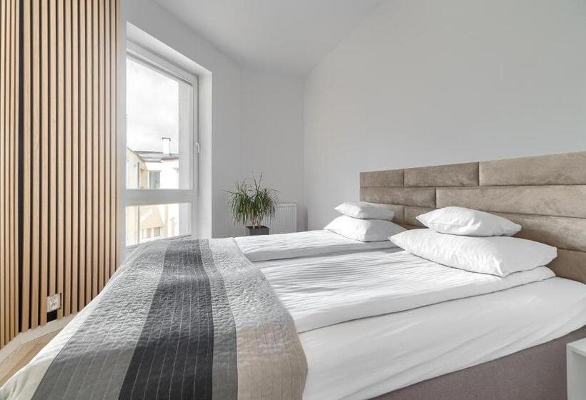 Апартаменты 2 Спальни с Балконом, Aparthotel 1899