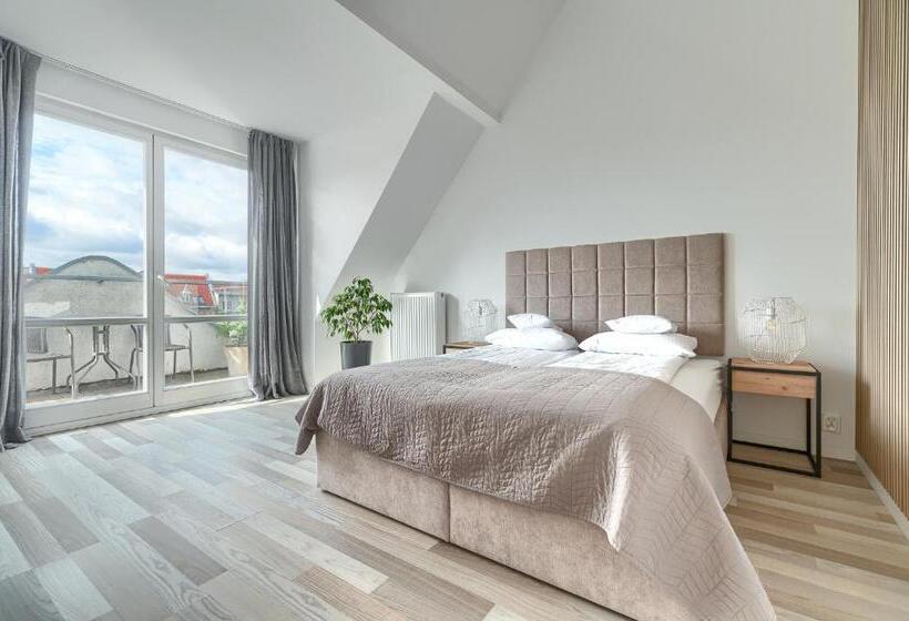 Апартаменты 1 Спальня с Балконом, Aparthotel 1899