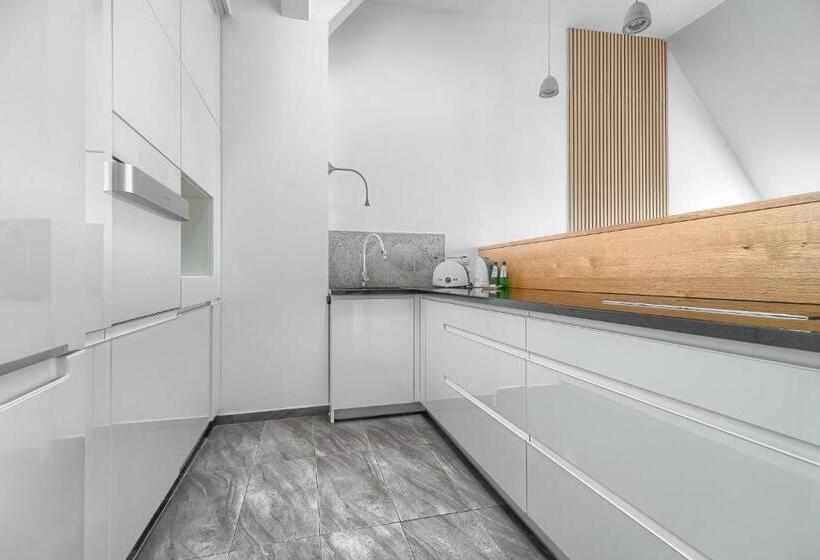 Апартаменты 1 Спальня с Балконом, Aparthotel 1899