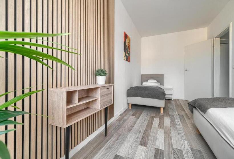 Апартаменты 2 Спальни с Балконом, Aparthotel 1899