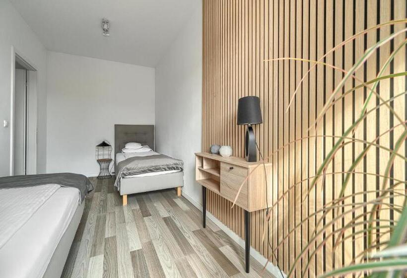 Апартаменты 2 Спальни с Балконом, Aparthotel 1899