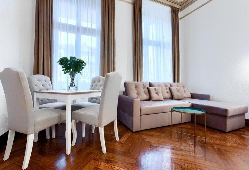 Студия Стандарт, Aparthotel 1899