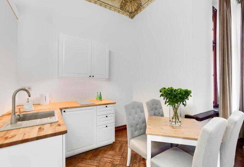 Студия Стандарт, Aparthotel 1899